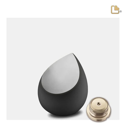 Drop Black (Keepsake)