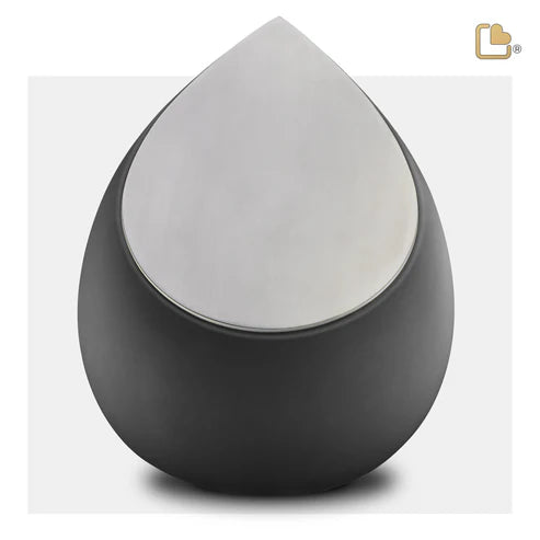 Drop Black (Adult)