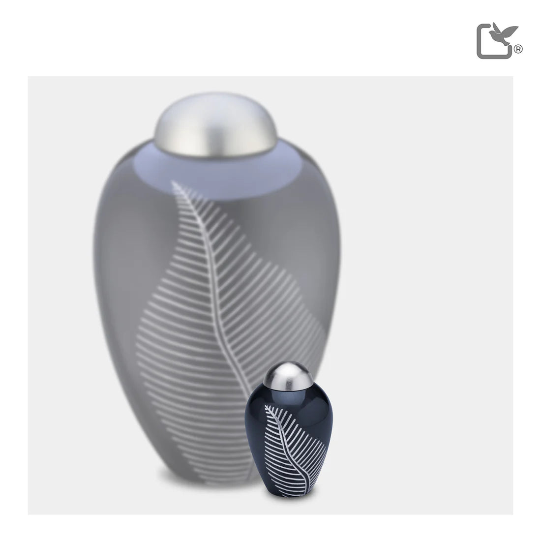 Elegant Leaf Midnight (Keepsake)