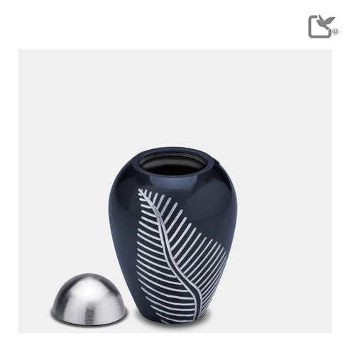 Elegant Leaf Midnight (Keepsake)