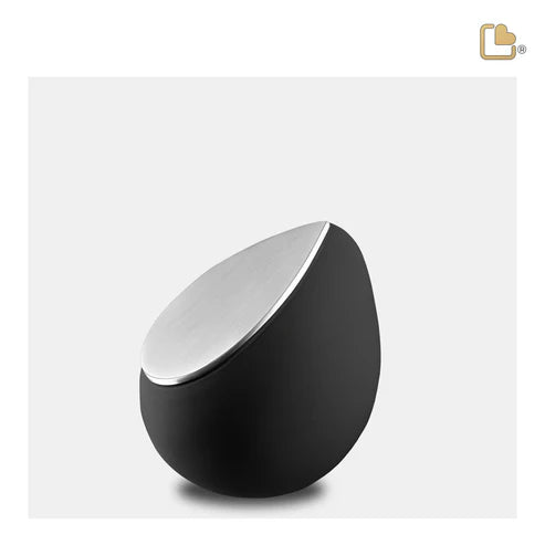Drop Black (Keepsake)