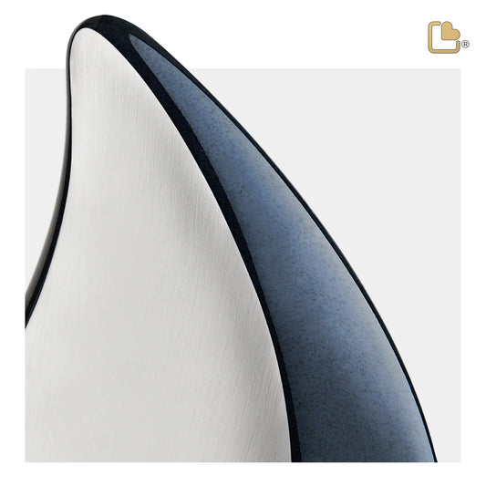 TearDrop™ Midnight (Medium)