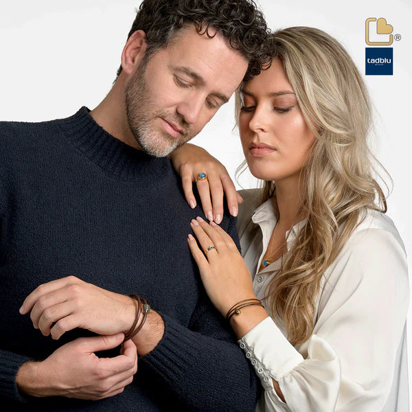 Memento Bracelet: Smooth Leather Black Ashes Bead Black (S)